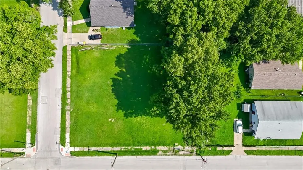 2943 & 2949 Highland AVE, Kansas City, MO 64109