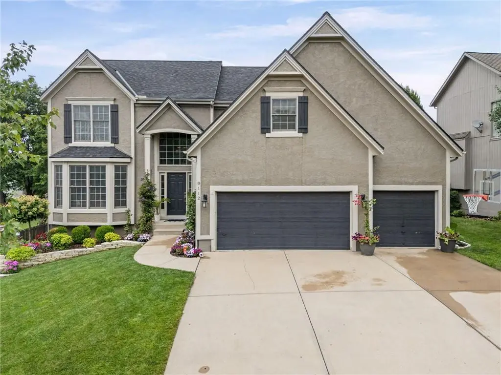 8112 W 145th ST, Overland Park, KS 66223