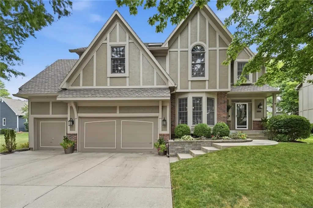 2507 NE 78th TER, Kansas City, MO 64118