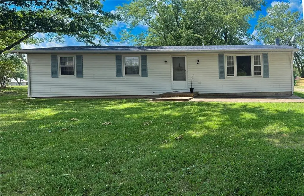 15788 S 1400 RD, Nevada, MO 64772