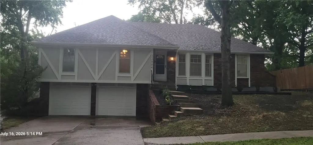 12804 Richmond AVE, Grandview, MO 64030