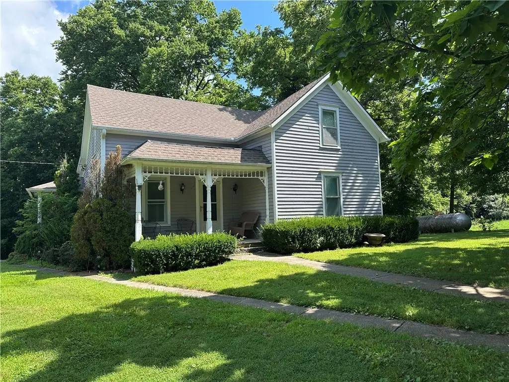 9113 Fallman Mine RD, Wellington, MO 64097