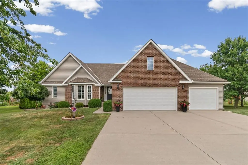 6401 SW Reed LN, Trimble, MO 64492