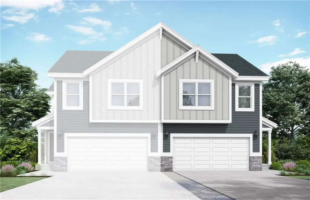 1421 S 4th ST #E, Louisburg, KS 66053