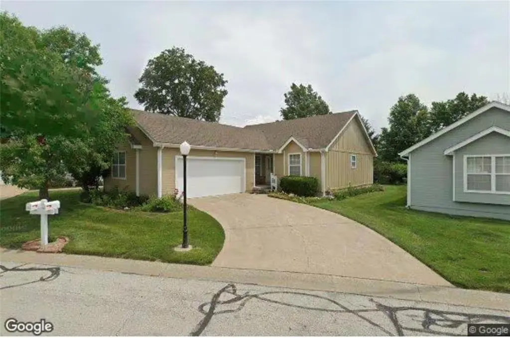 5209 S Megan DR, Independence, MO 64055