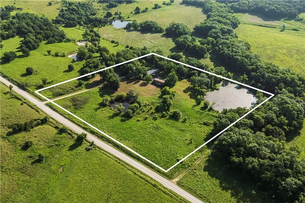 599 Kanza RD, Yates Center, KS 66783