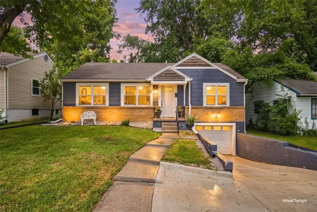 1146 E 67th ST, Kansas City, MO 64131