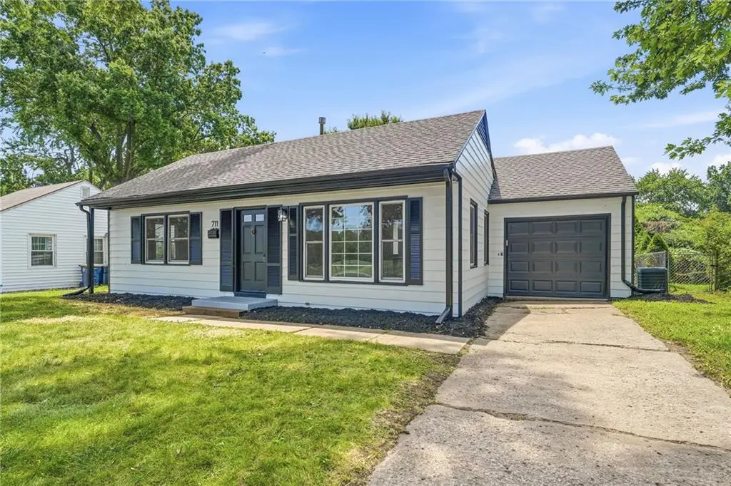 711 W 84TH ST, Kansas City, MO 64114