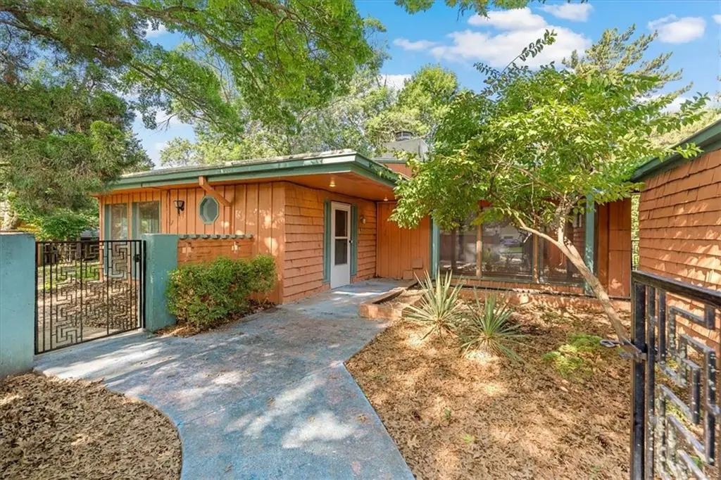 8700 Lamar ST, Overland Park, KS 66207