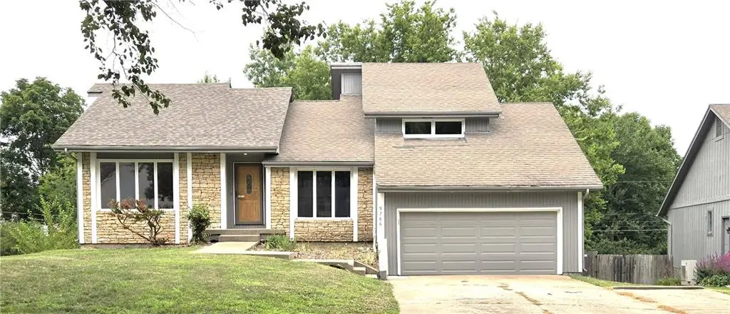 9786 W 101 TER, Overland Park, KS 66212