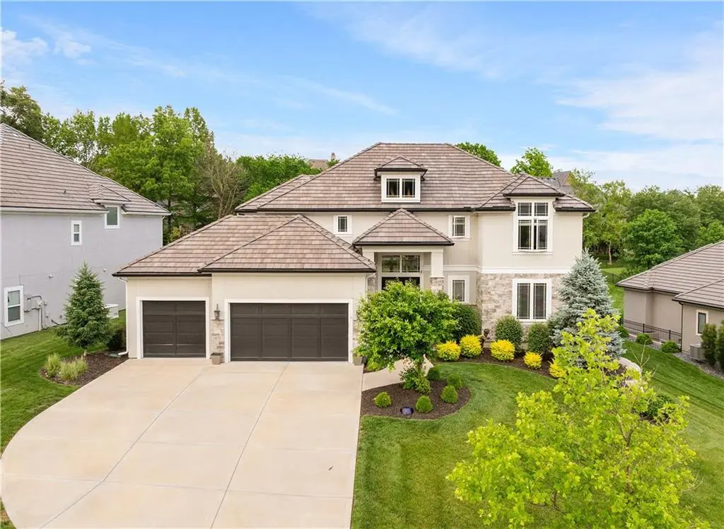 5947 N Cosby AVE, Kansas City, MO 64151