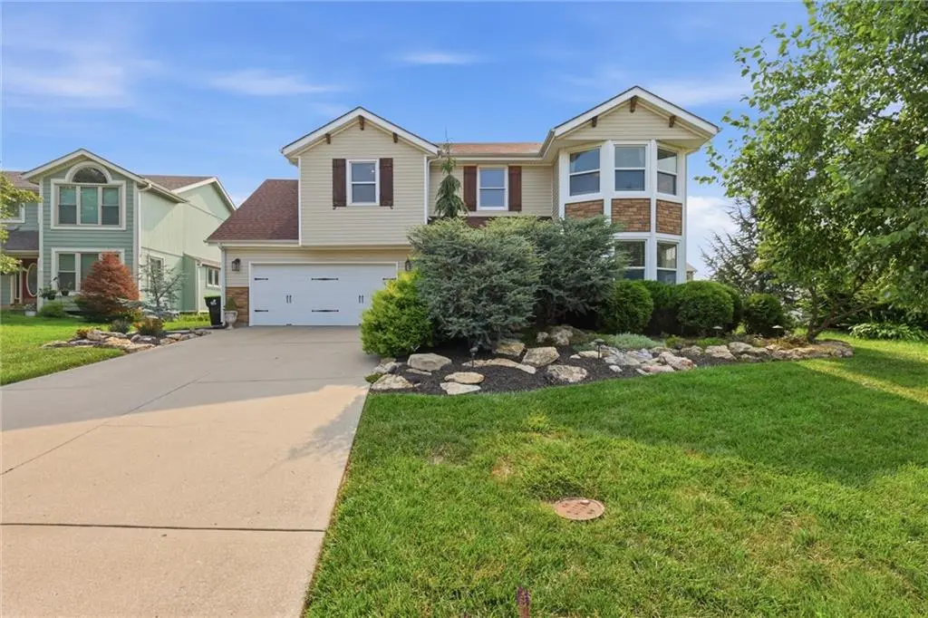16201 Kevin LN, Belton, MO 64012