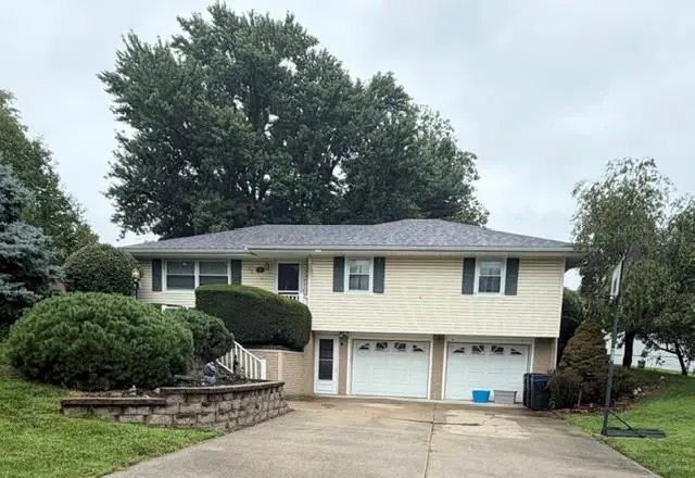 46 Northridge DR, St Joseph, MO 64506