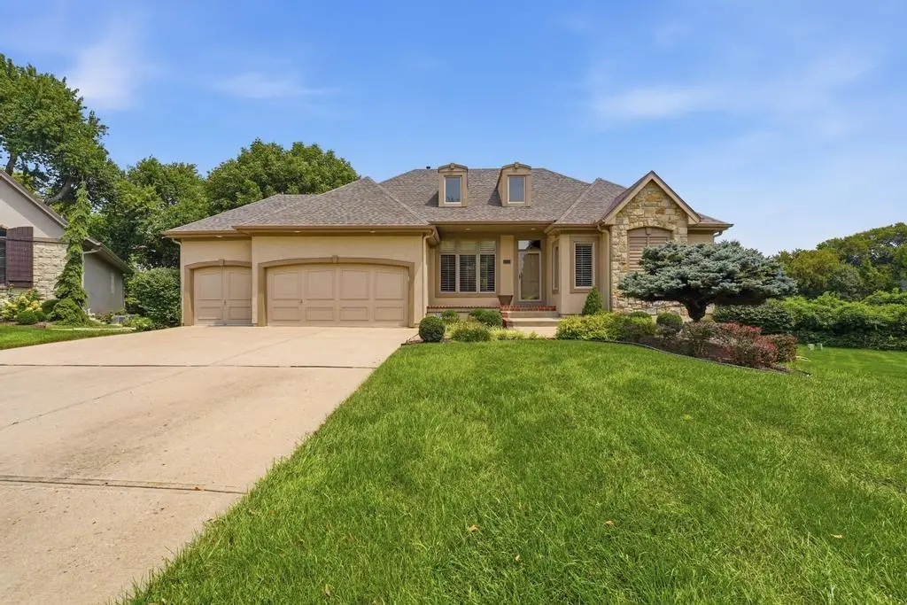 12533 Knox ST, Overland Park, KS 66213