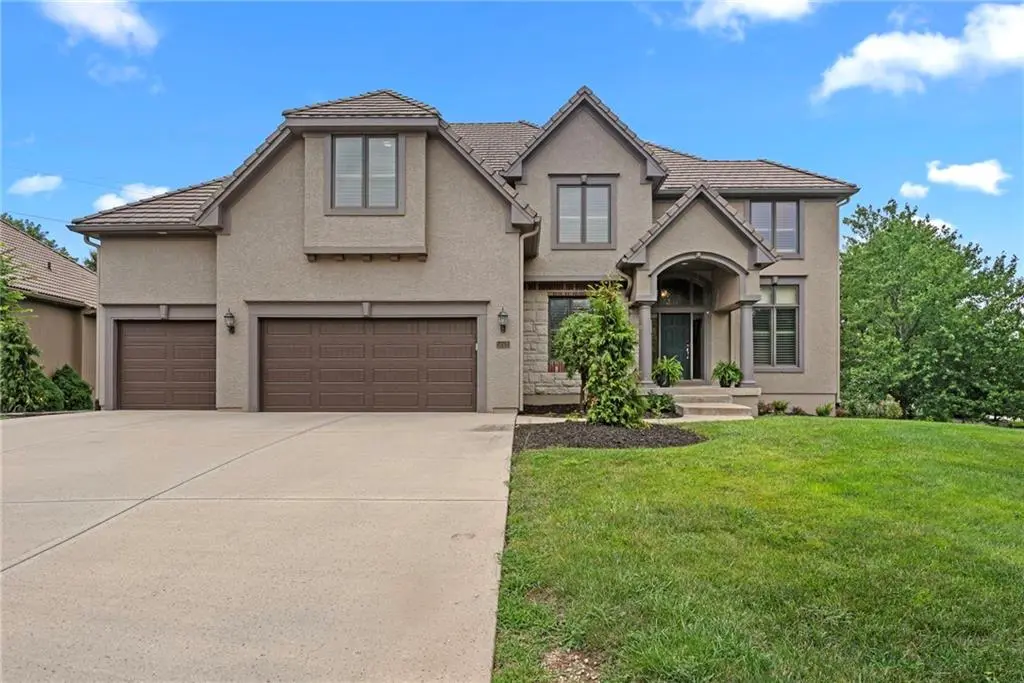 14525 Ballentine ST, Overland Park, KS 66221