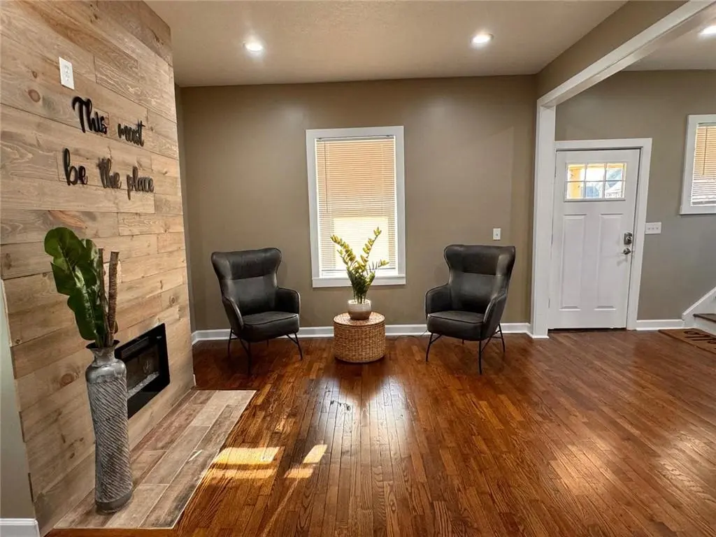 2205 Prospect AVE, Kansas City, MO 64127