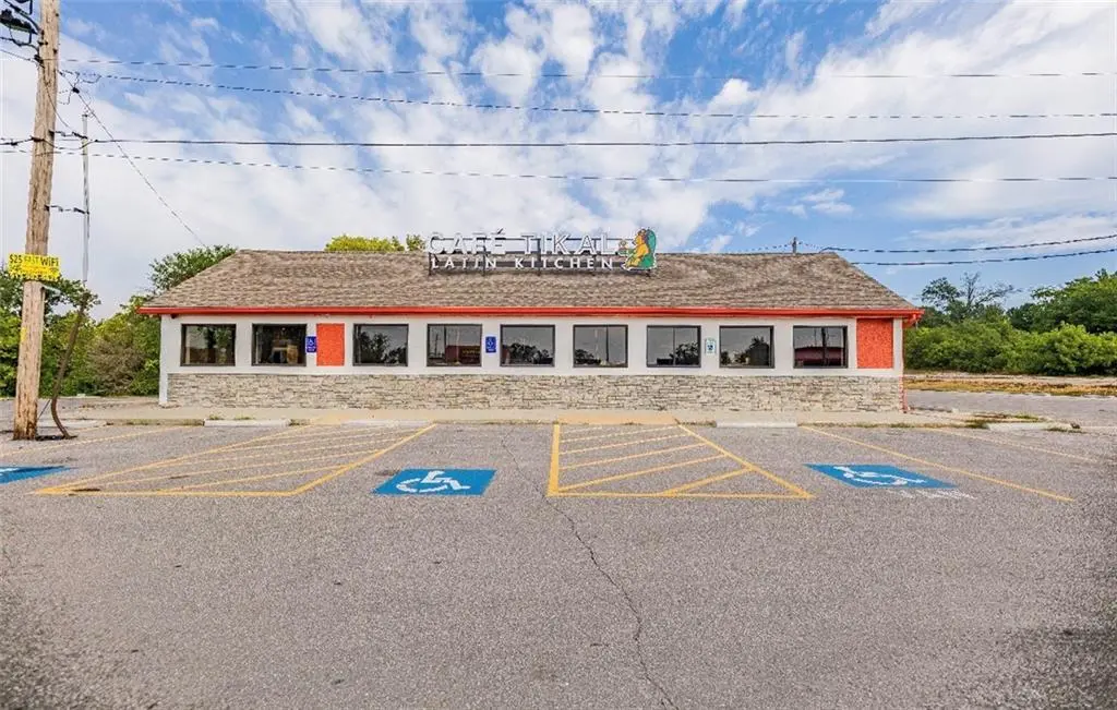 4960 State AVE, Kansas City, KS 66102