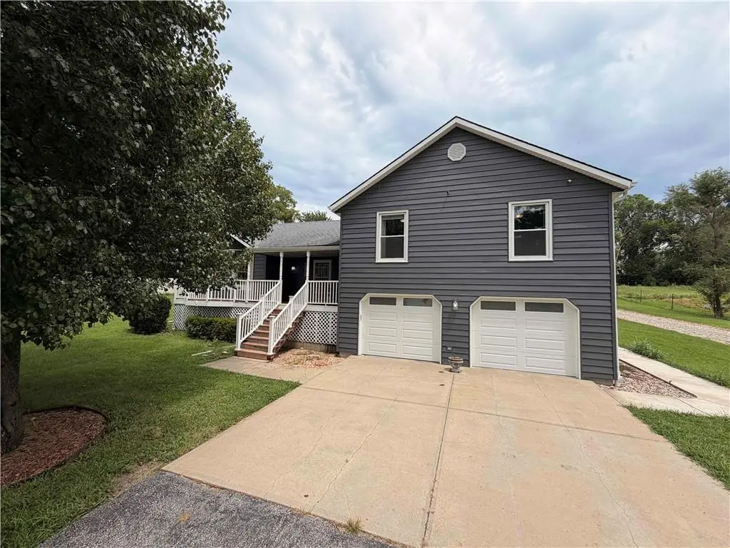 3135 N 131st ST, Kansas City, KS 66109