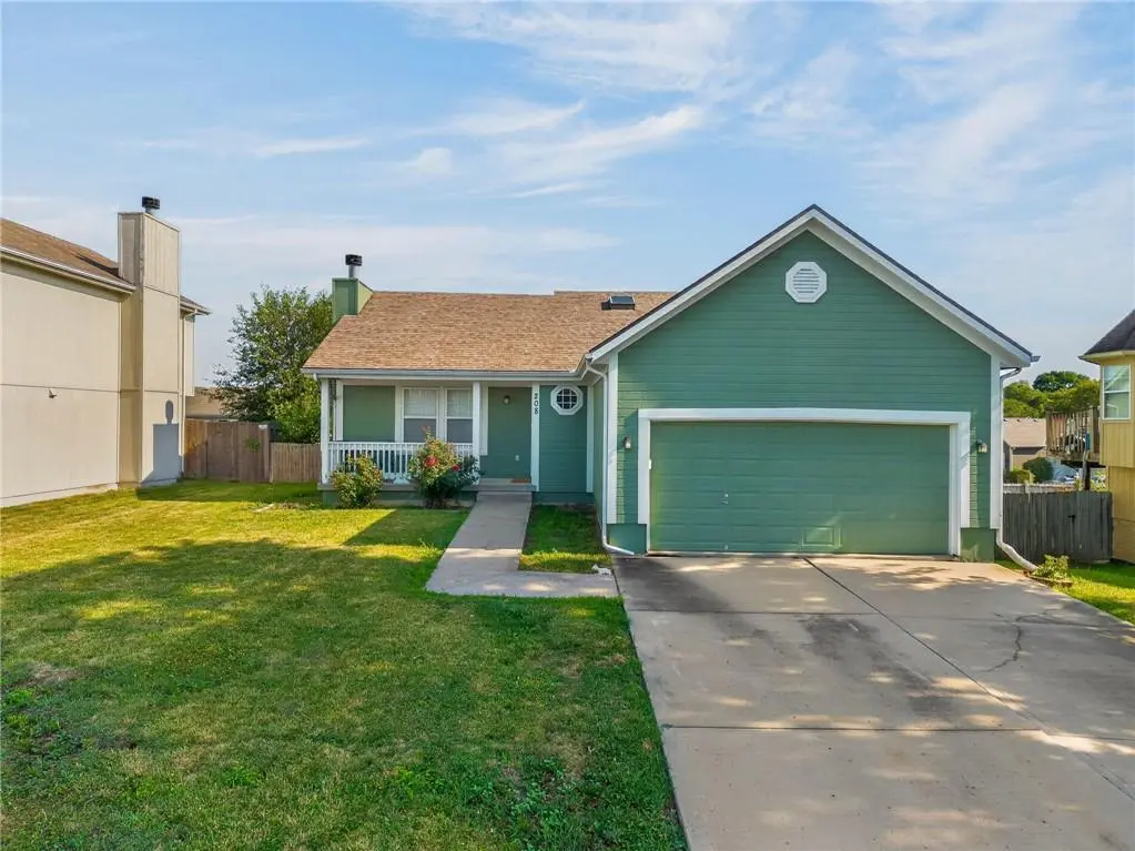 208 NW 112TH TER, Kansas City, MO 64155