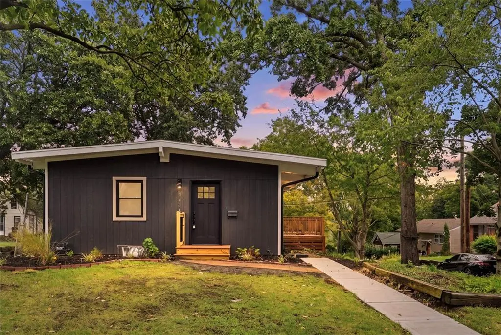 1414 Park CT, Kansas City, MO 64111