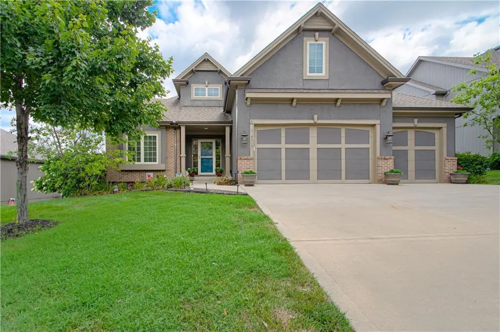 9519 N Lane AVE, Kansas City, MO 64157