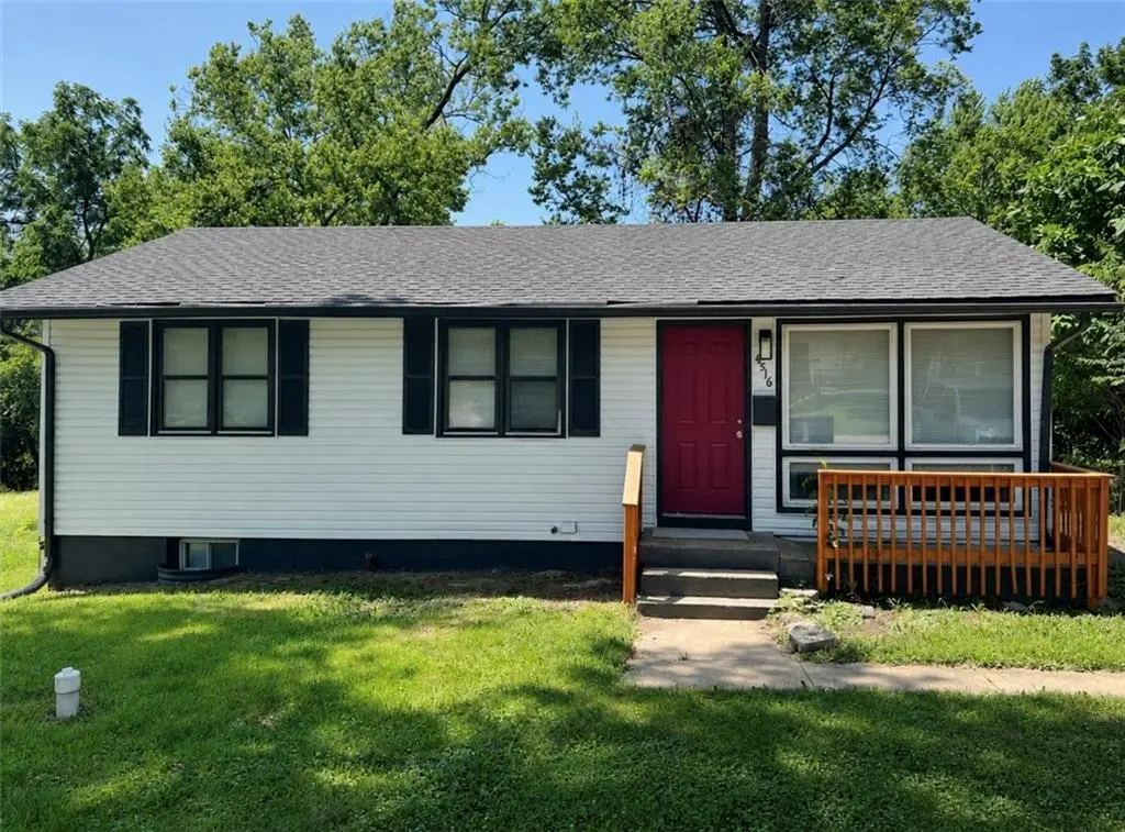 4516 Jackson AVE, Kansas City, MO 64130