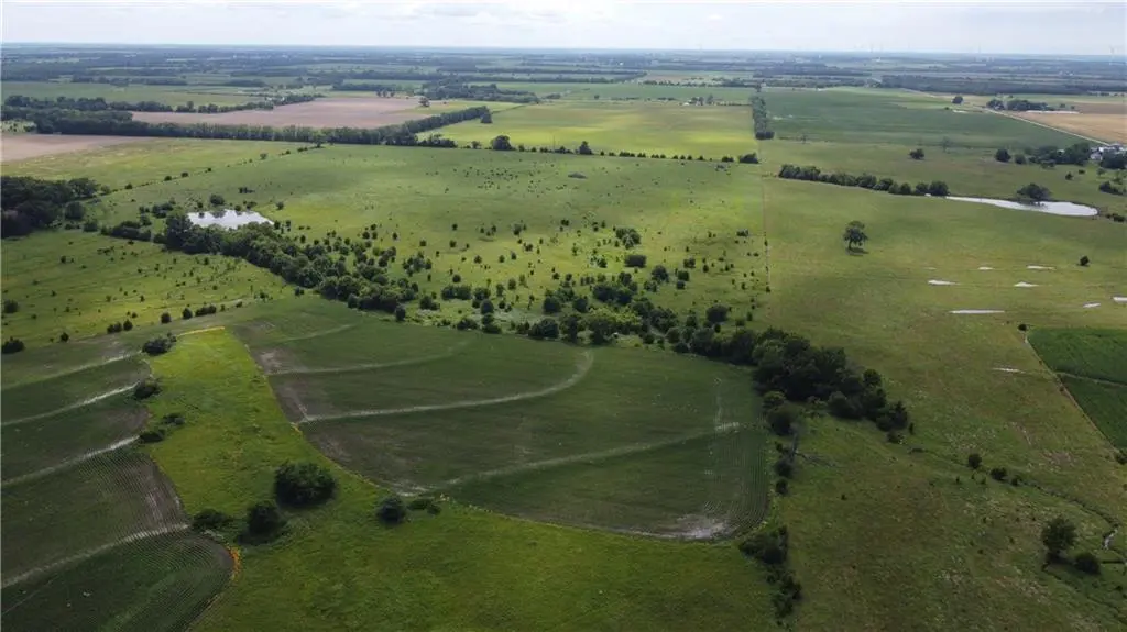 000 4600 RD, Moran, KS 66755