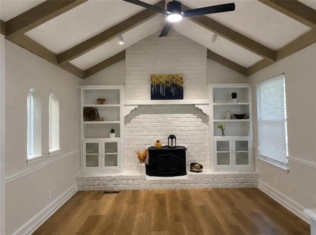 20701 Walker RD, Spring Hill, KS 66083