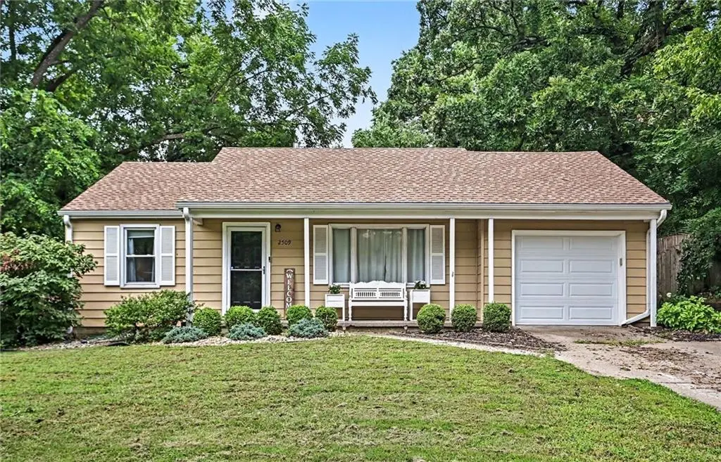 2509 NE 46th TER, Kansas City, MO 64116
