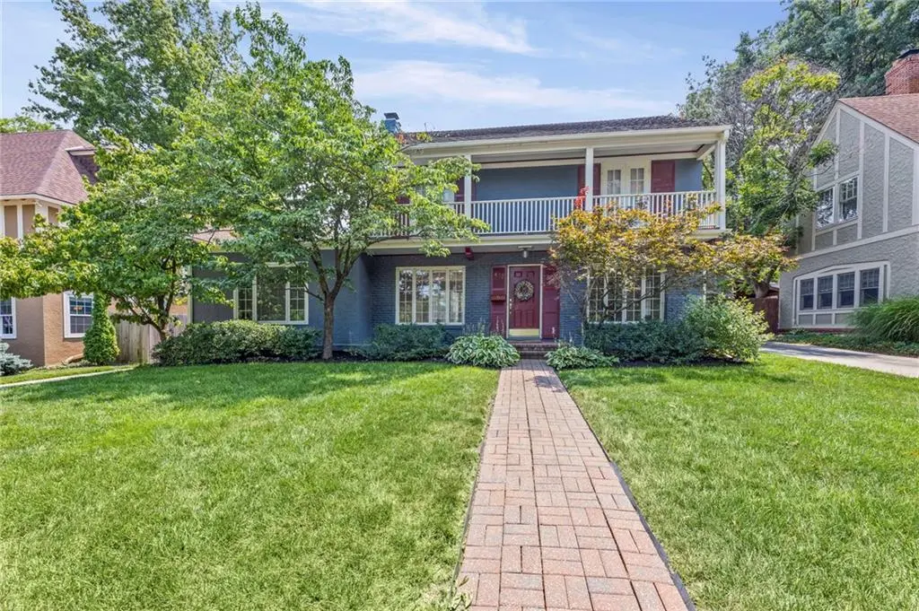 437 W 66th TER, Kansas City, MO 64113