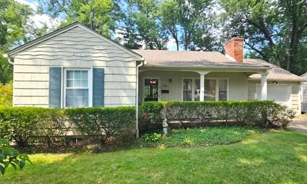 2610 W 79th ST, Prairie Village, KS 66208