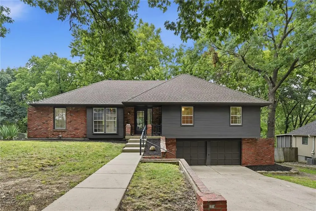4606 NW 83rd ST, Kansas City, MO 64151