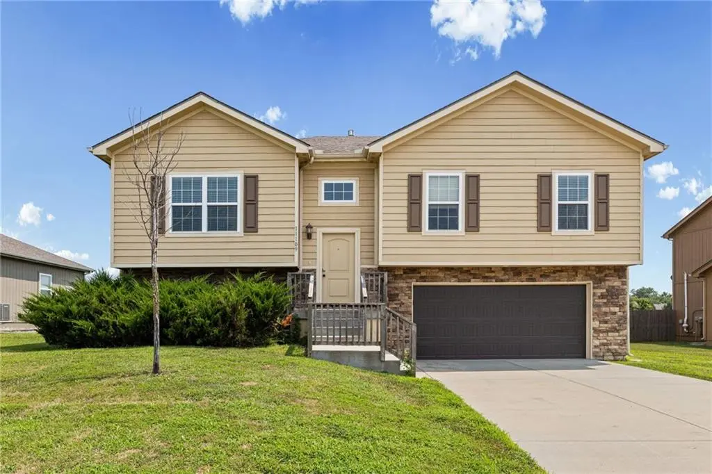 11109 N Jefferson ST, Kansas City, MO 64155