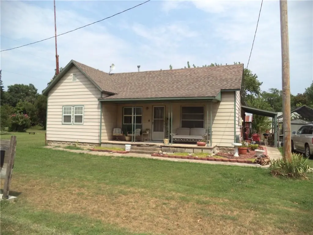 106 N franklin ST, Elk City, KS 67301