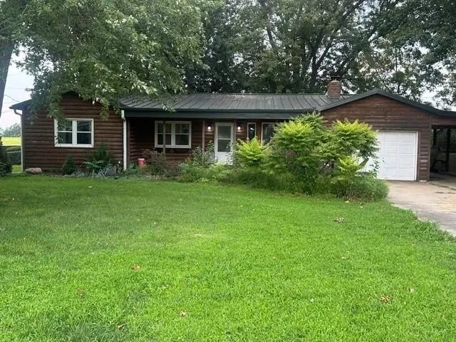307 Westview RD, Mclouth, KS 66054