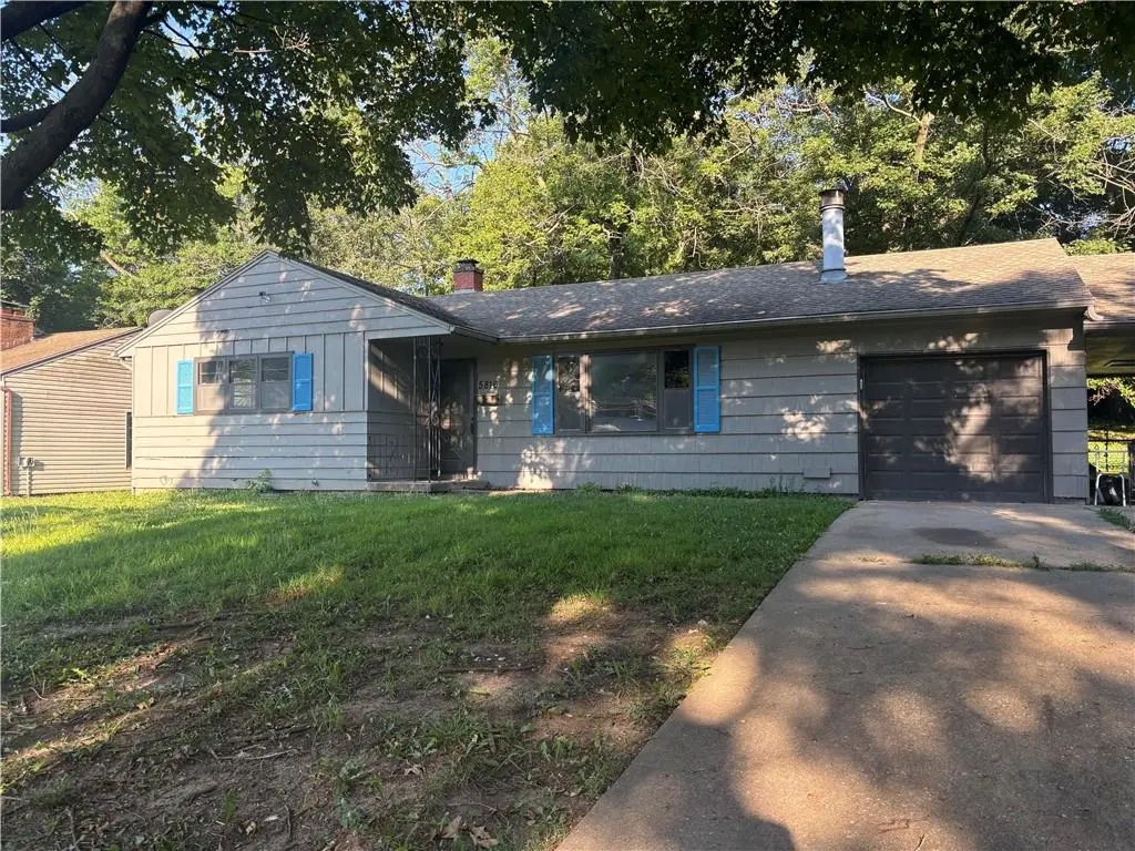 5816 Oxford AVE, Raytown, MO 64133