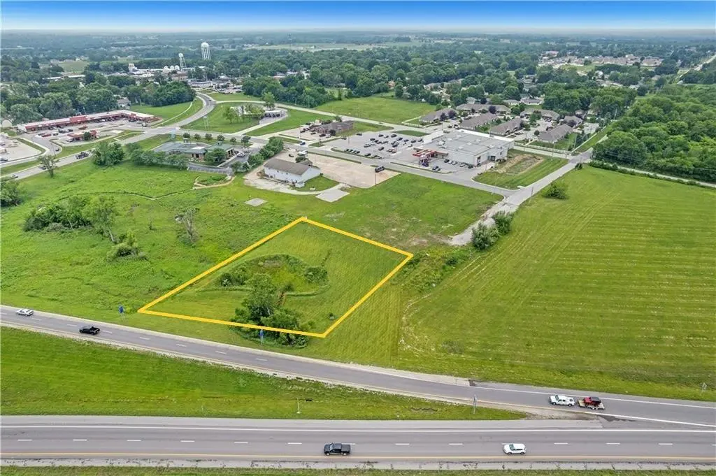 E 219th ST, Peculiar, MO 64078