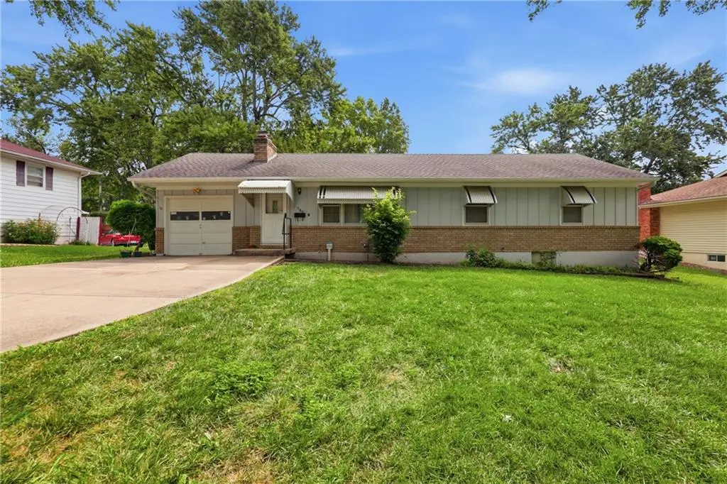 500 23rd ST, Blue Springs, MO 64015