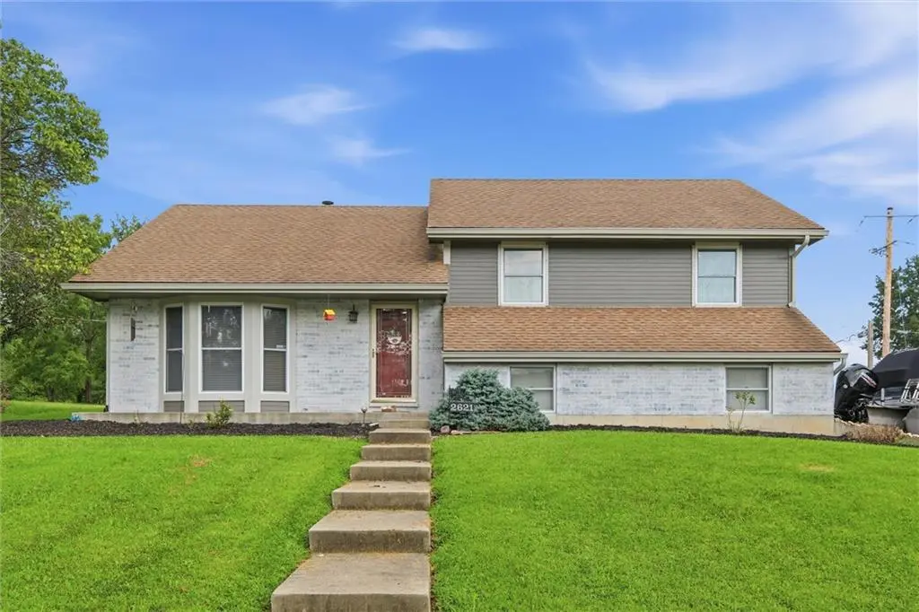 2621 S 22nd TER, Leavenworth, KS 66048