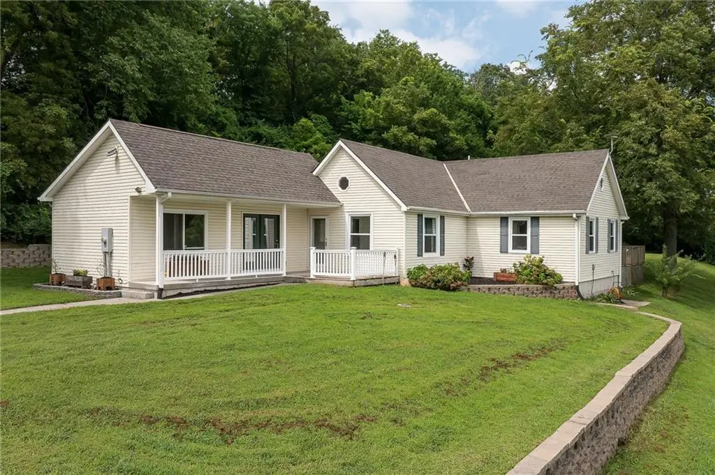 9406 SW State Route JJ N/A, St Joseph, MO 64504