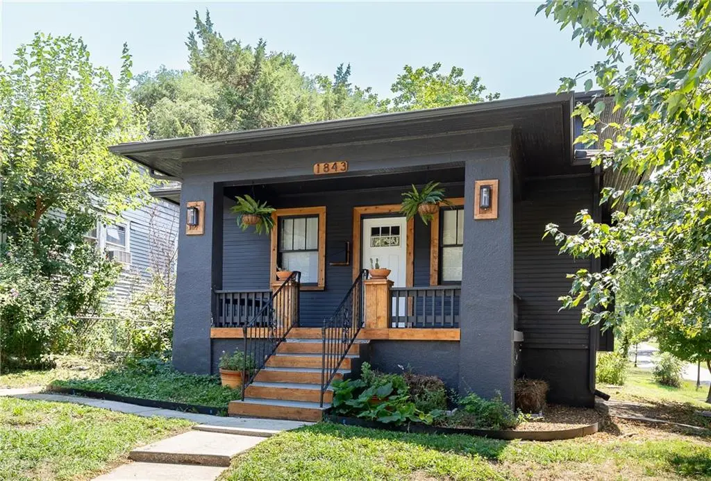 1843 Wood AVE, Kansas City, KS 66104