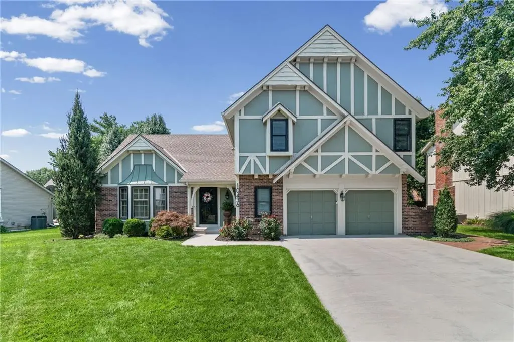 10436 Flint ST, Overland Park, KS 66214