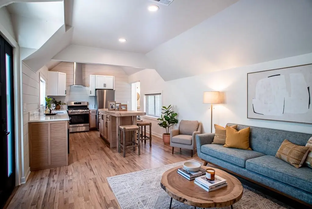 8344 Oldham RD, Kansas City, MO 64138