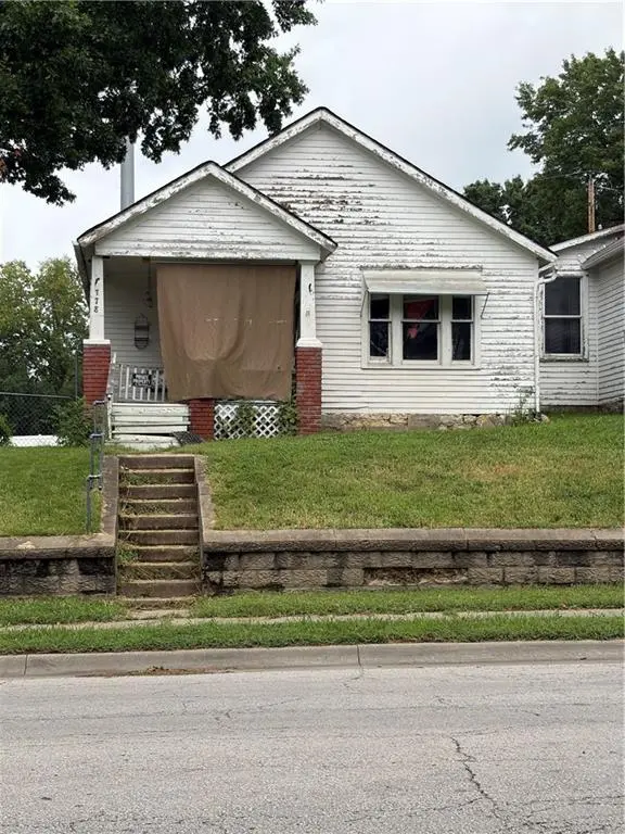 778 Spruce ST, Leavenworth, KS 66048