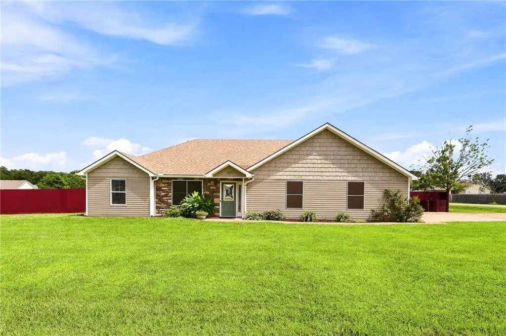 389 SE 971 RD, Knob Noster, MO 65336