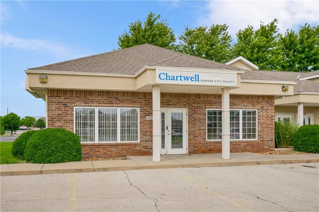 410 Remington Plaza CT, Raymore, MO 64083