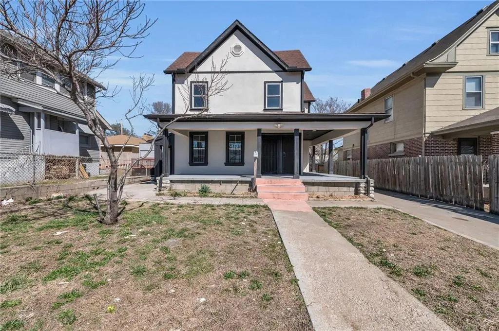 5208 E 8th ST, Kansas City, MO 64124