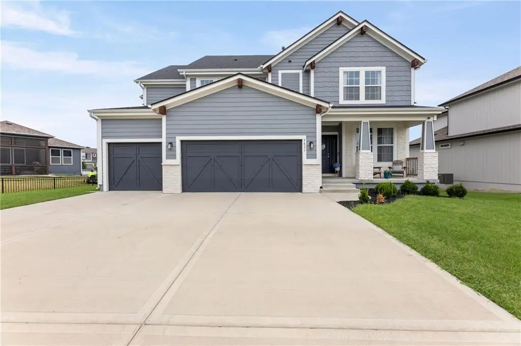 5837 Belmont DR, Shawnee, KS 66226