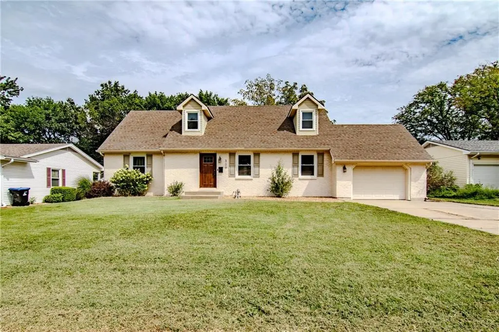 309 Hillcrest DR, Warrensburg, MO 64093
