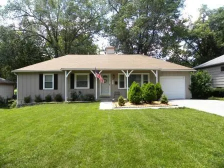 9006 SWITZER ST, Overland Park, KS 66214